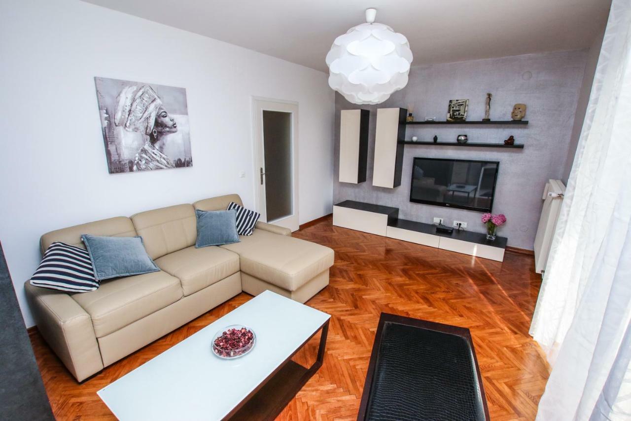 Family Apartman Peroj