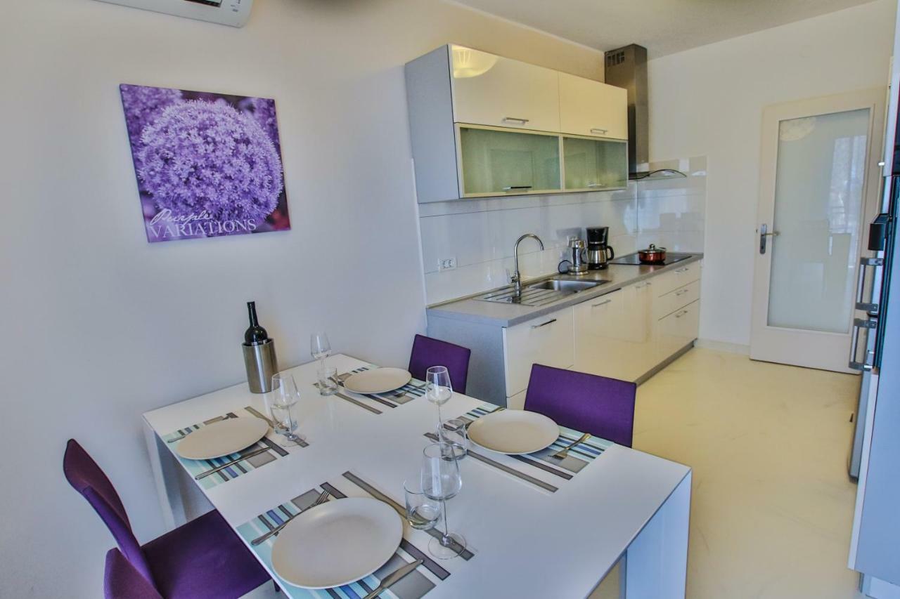 Family Apartman Peroj